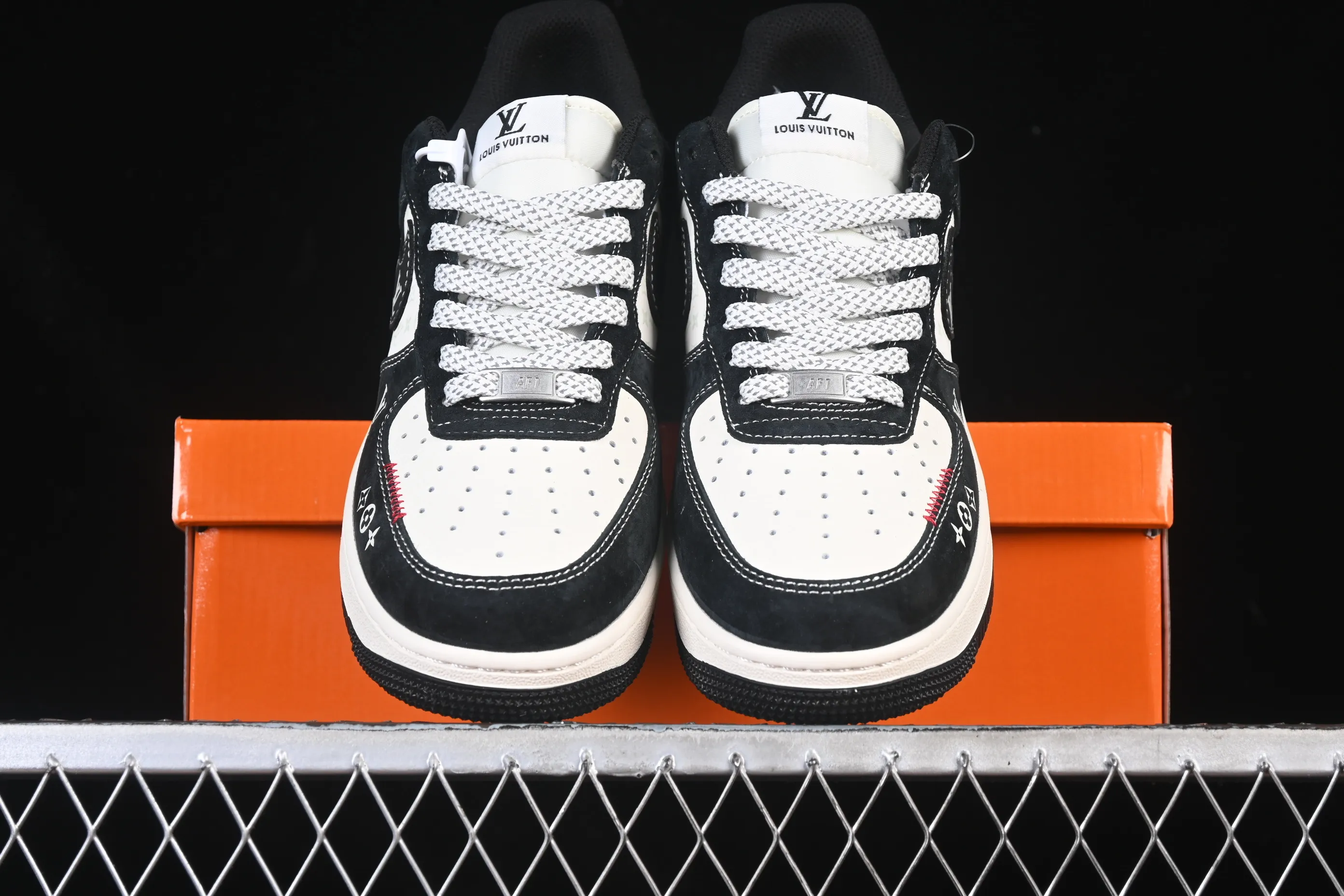 All categories Nk Air Force 1 Air Force series Nk Air Force 1 Low Air Force low-top Nike Air Force 1'07 Low LV joint woven label Air Force 1 low-top casual sneakers CX5050-Y26